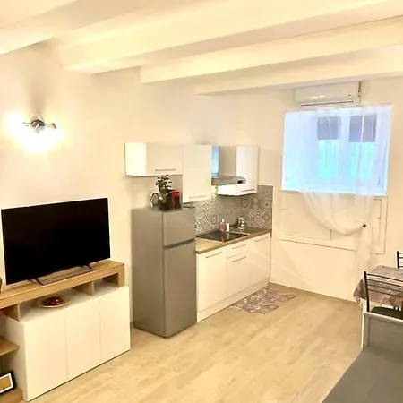 Guest House Mamy-3